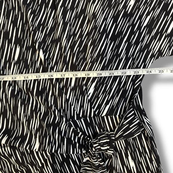 Chico's Dress Womens Size 3 (XL) Midi Monochrome Stretch Dolman Sleeve Side Tie - Picture 7 of 8